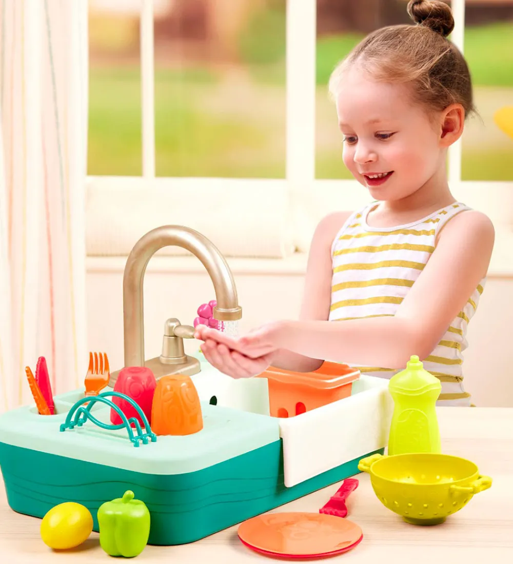 B. toys Legekøkken Og Legemøbel*Legekøkken - Køkkenvask m. Vand - 18 Dele