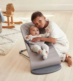 Stole|Møbler-BabyBjörn Skråstol - Bliss - Classic Quiltet - Sandgrå