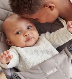 Stole|Møbler-BabyBjörn Skråstol - Bliss - Classic Quiltet - Sandgrå