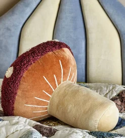 Bloomingville Pyntepuder*Pude - Mushroom - 40x38 cm - Rød