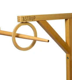 Kæpheste-by ASTRUP Ringridning til Kæphest - Træ