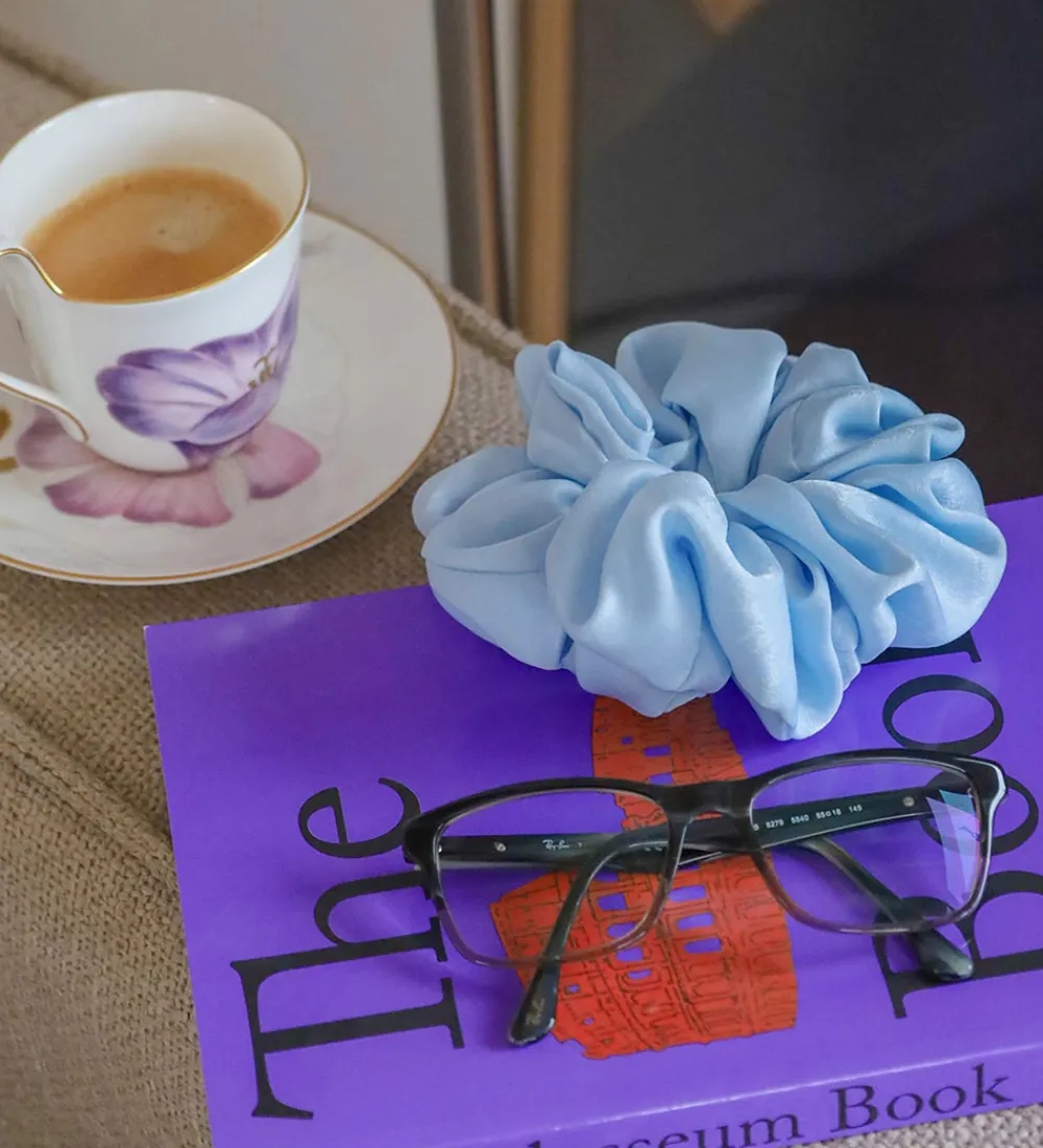 By Stær Scrunchies*Scrunchie - Isabella - 18 cm - Lyseblå