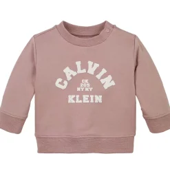 Sweatshirts-Calvin Klein Sweatsæt - Varsity - Noble Rose