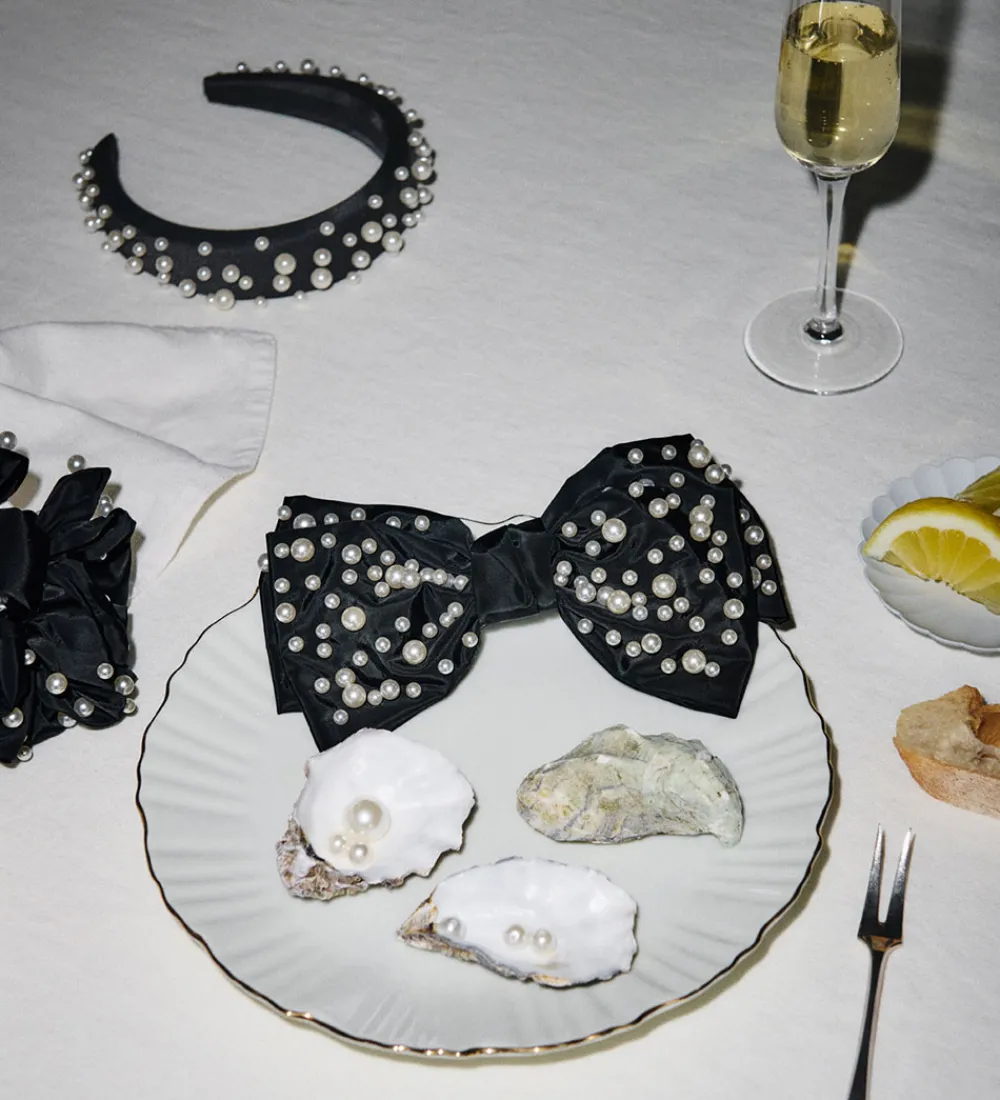 DAY ET Hårbøjler*Hårbøjle - Pearl Bead Hari Band - Black