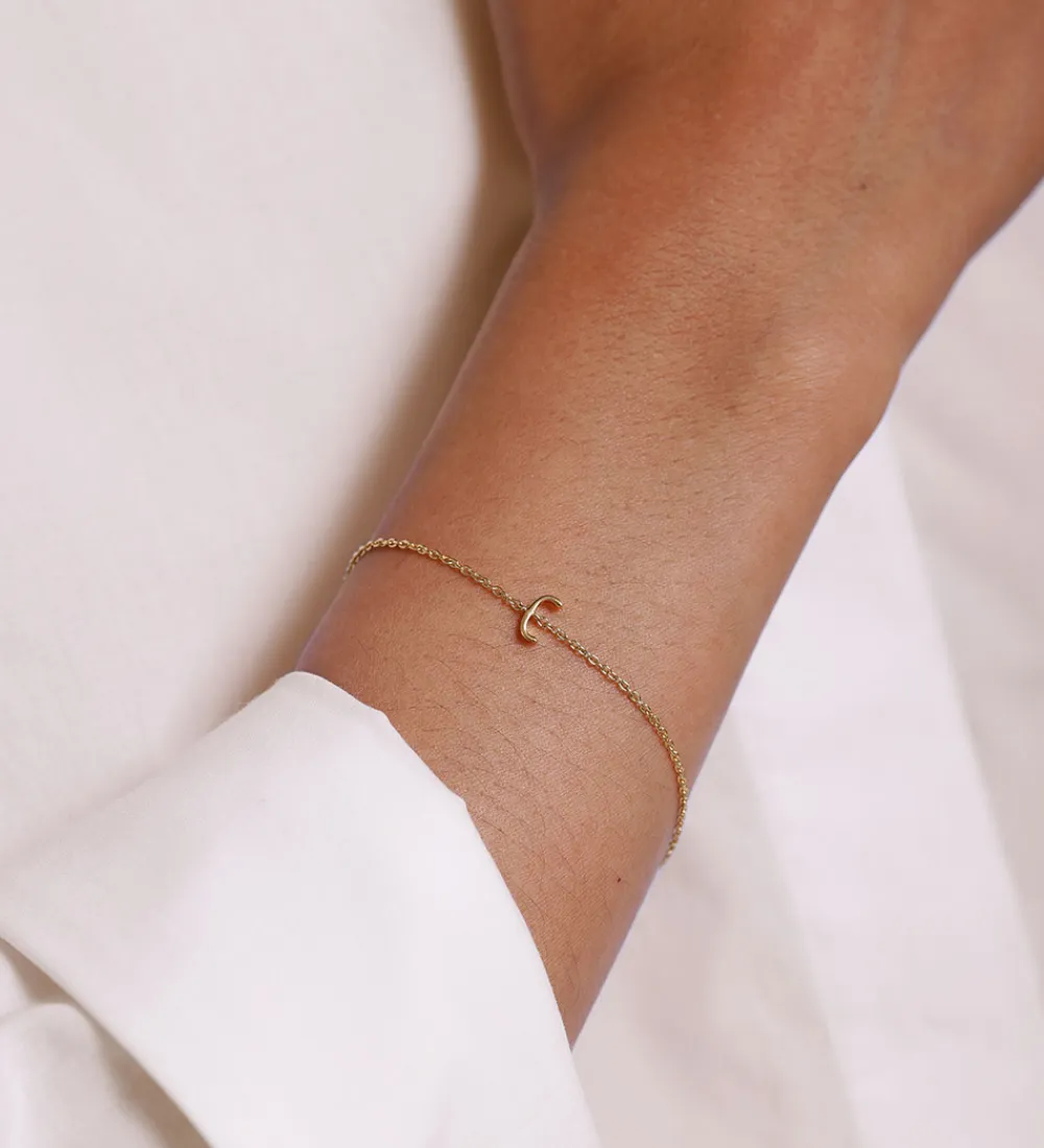 Smykker-Design Letters Armbånd - C - 18K Guldbelagt
