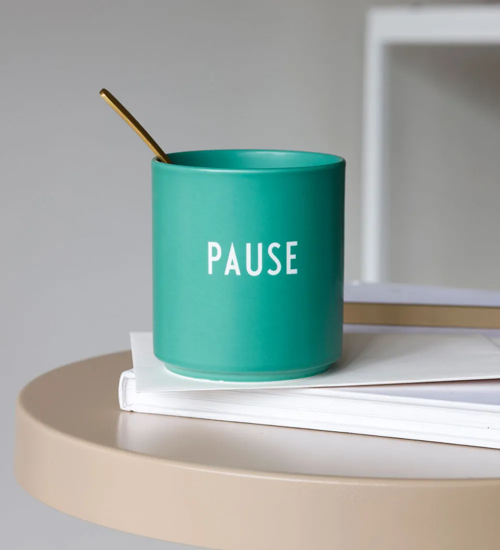 Kop Og Tudekop-Design Letters Kop - Favourite - Pause - Antique Green