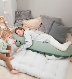 Done by Deer Pyntepuder*Pude - 160x40 cm - Comfy - Croco- Grøn