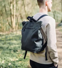 Done by Deer Pusletasker*Pusletaske - Black
