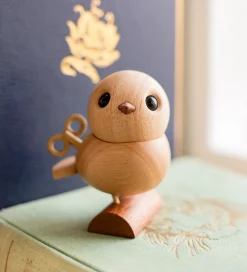 FableWood Pyntefigurer*H.C. Andersen - Nattergalen - 8 cm - Natur/Guld