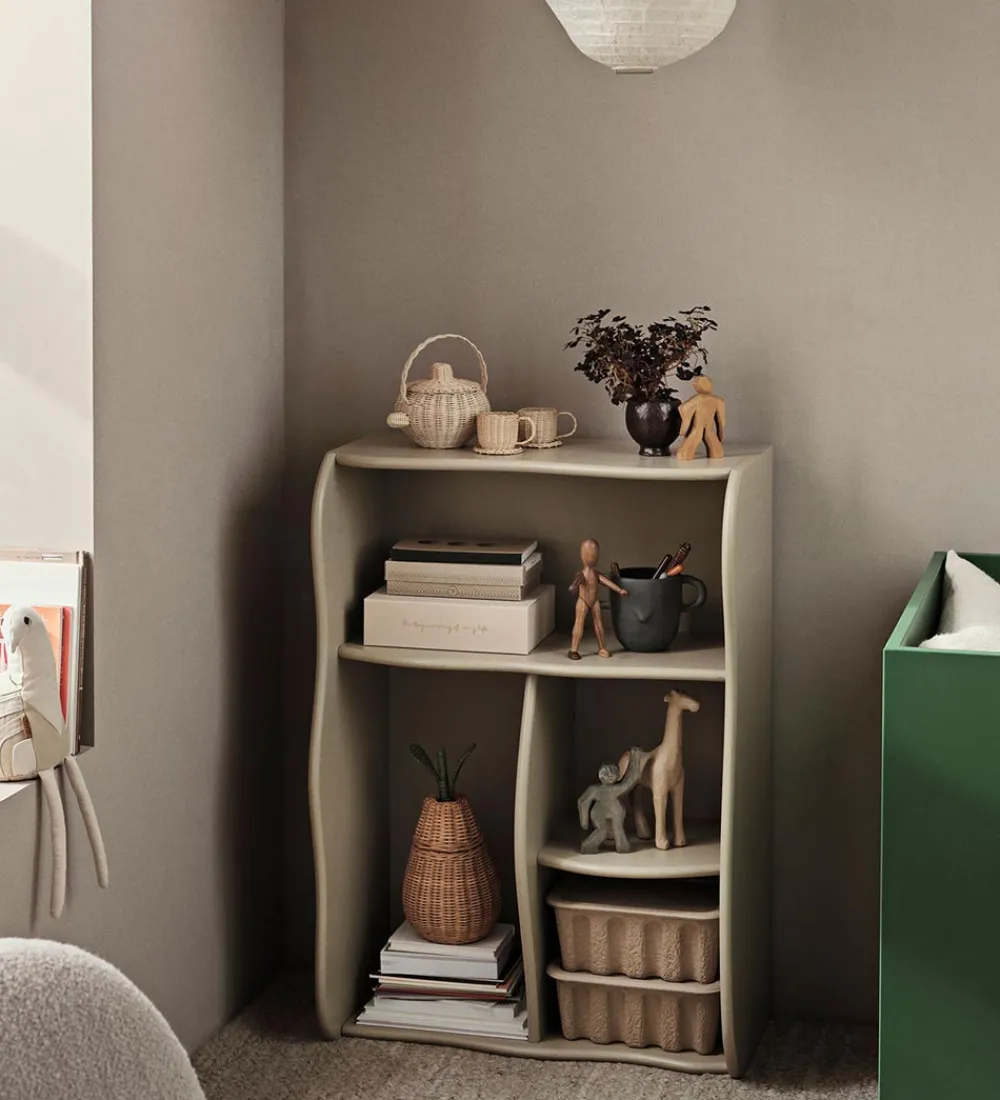 Ferm Living Skabe Og Reoler*- Bogreol - Slope - 66x36x95 cm - Cashmere