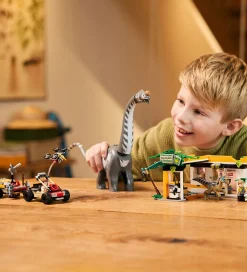 Lego®|Konstruktionslegetøj-LEGO® Jurassic World - Sporingsmission: Rapt... 76973 - 582 Dele