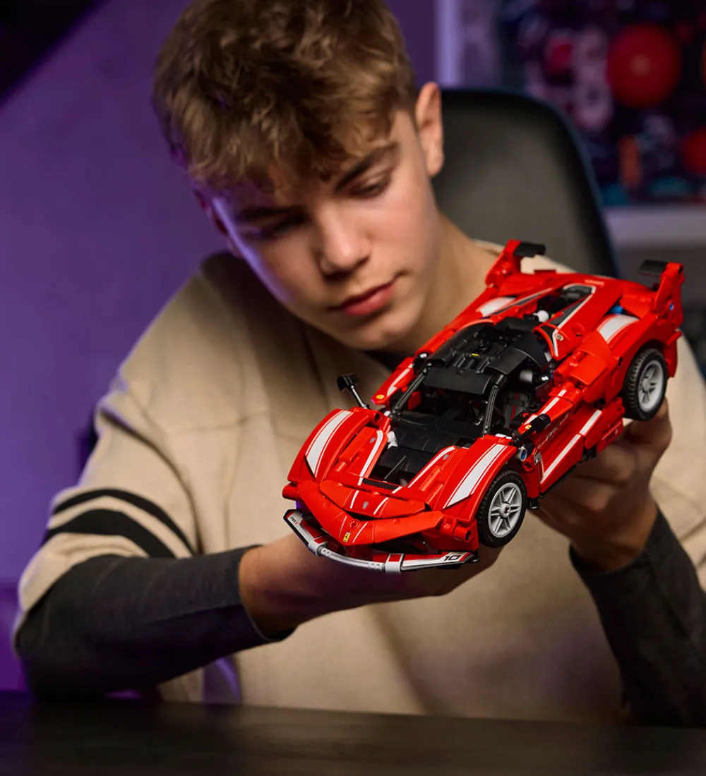Lego®|Konstruktionslegetøj-LEGO® Technic - Ferrari FXX K 42212 - 897 Dele