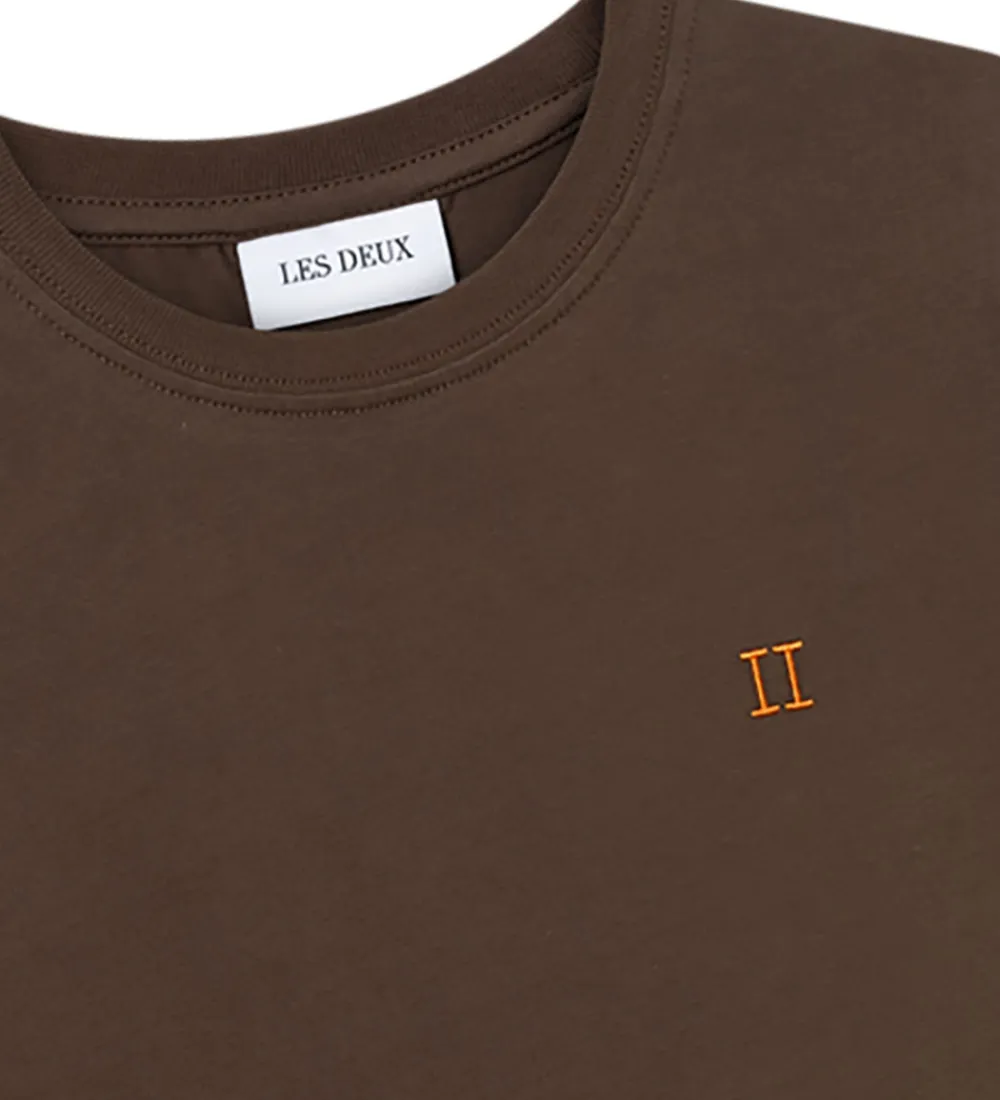 T-Shirts-Les Deux T-shirt - Norregaard - Slate Brown
