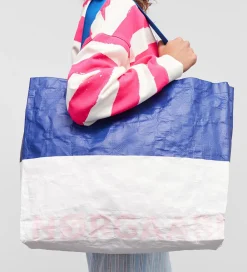 Mads Nørgaard Shoppers*Shopper - Laundrette Athens - Surf The Web