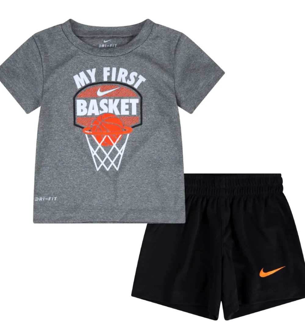 Nike Gymnastiktøj*Shortssæt - T-shirt/Shorts - My First Basket - Sort/Grå