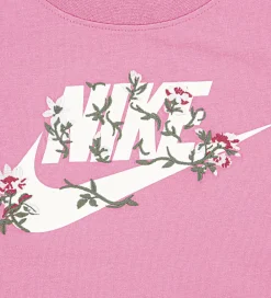 T-Shirts-Nike T-shirt - Floral - Magic Flamingo