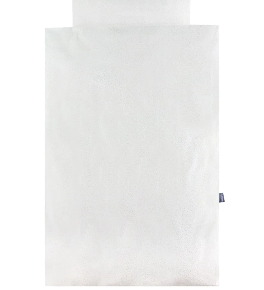 Nørgaard Madsens Sovetid|Sengetøj*Sengetøj - Baby - Off White m. Beige Prikker