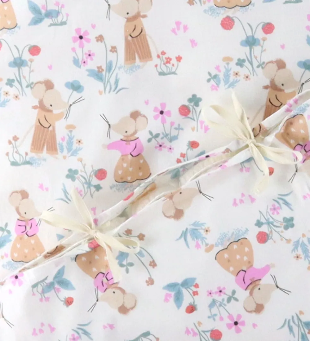 Nørgaard Madsens Sovetid|Sengetøj*Sengetøj - Junior - Natur m. Mus i Haven