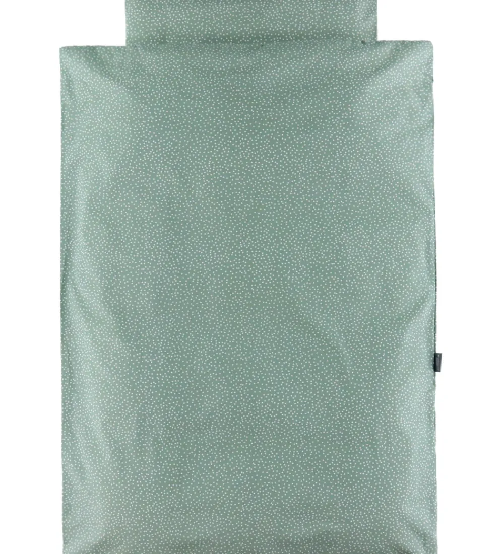 Sengetøj-Nørgaard Madsens Sengetøj - Baby - Dusty Green m. Prikker