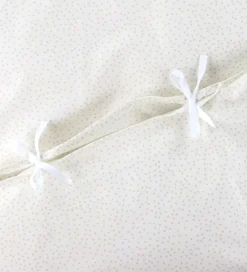 Sengetøj-Nørgaard Madsens Sengetøj - Voksen - Off White m. Beige Prikker