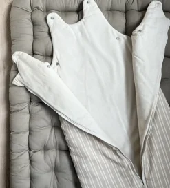 Soveposer-Pine Cone Sovepose - 0-6 mdr. - Beige Stripe