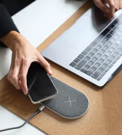 Adaptere Og Opladere-SACKit Oplader - CHARGEit Dual Dock - Wireless - Grå