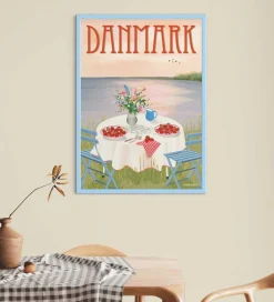 Plakater Og Billeder-Vissevasse Plakat - 50x70 cm - Danmark - Jordbær