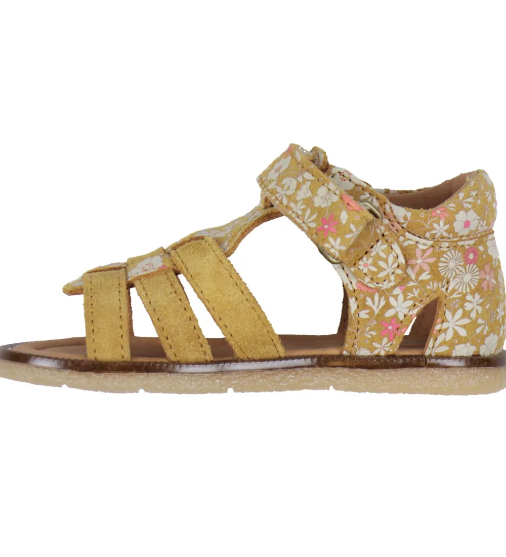 Wheat Sandaler*Sandaler - Bray - Tan White Flowers
